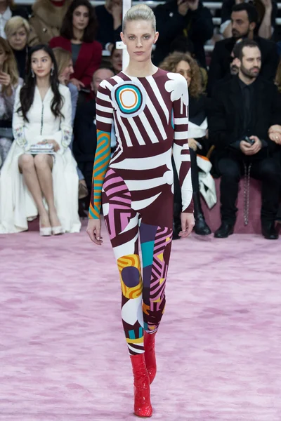 Look 6